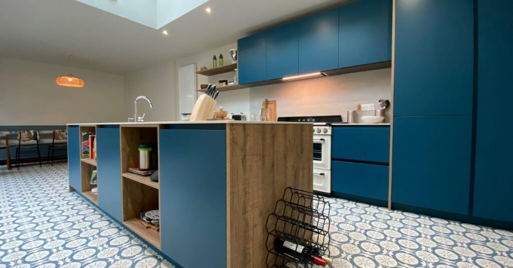 Navy Blue Kitchen Cabinets